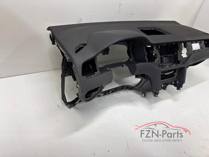 VW Golf Sportsvan Dashboard Origineel los