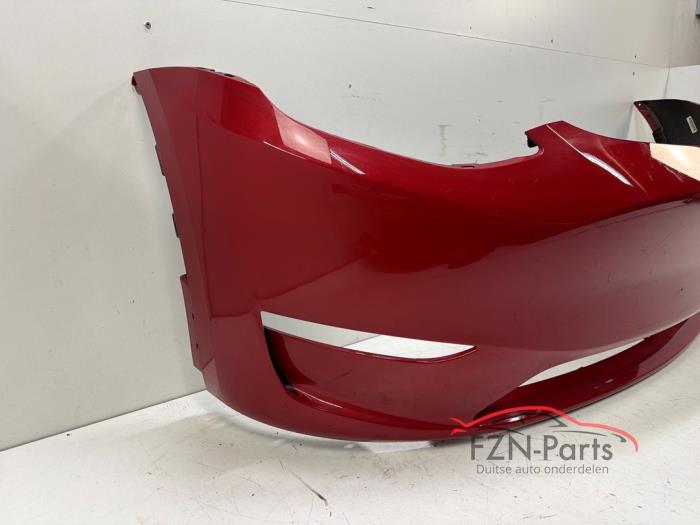 Tesla Model Y Voorbumper Ultra Red