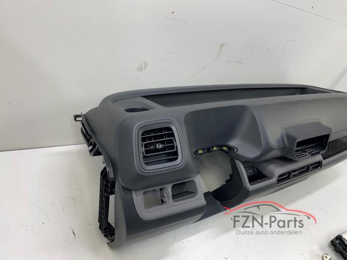 VW ID-Buzz Cargo Dashboard Los