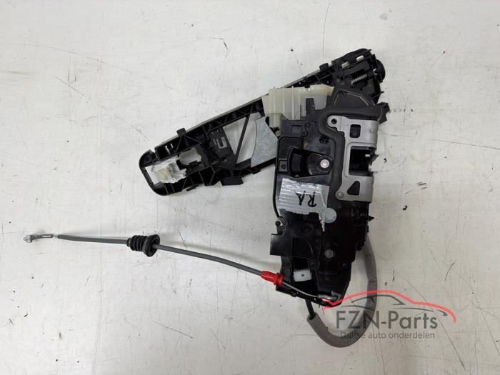 Mercedes-Benz W177 A-Klasse Portier slot mechaniek RA