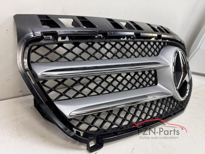 Mercedes-Benz A-Klasse W176 Grille zilver chrome