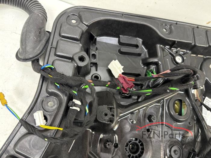 Mercedes-Benz W177 A-Klasse Ruitmechaniek met Speaker