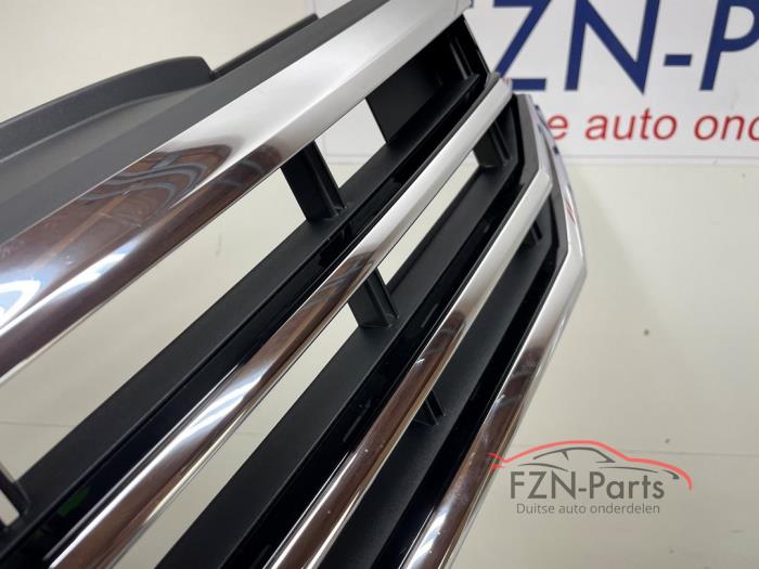 VW Passat B8 Facelift Grille Chrome