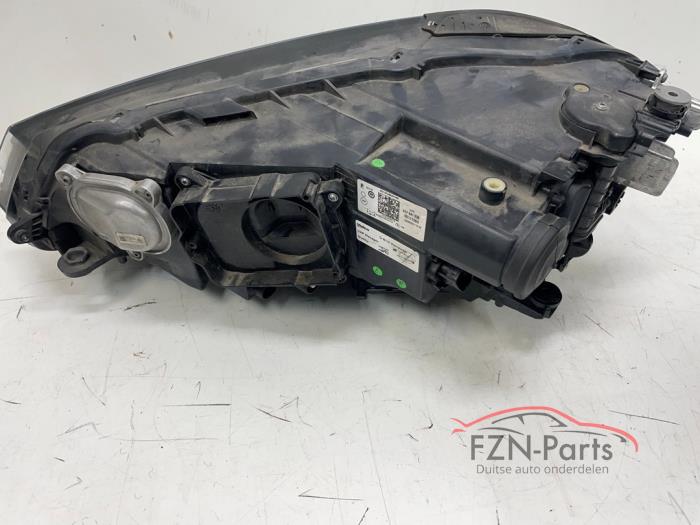 VW Golf Sportsvan Facelift VOLLED Koplamp Rechts