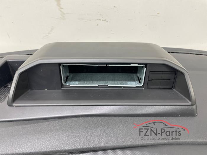 VW Transporter T6.1 Dashboard los met Tacho