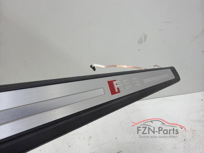 Audi RS3 8V Instaplijsten Sierlijst Dorpel L+R