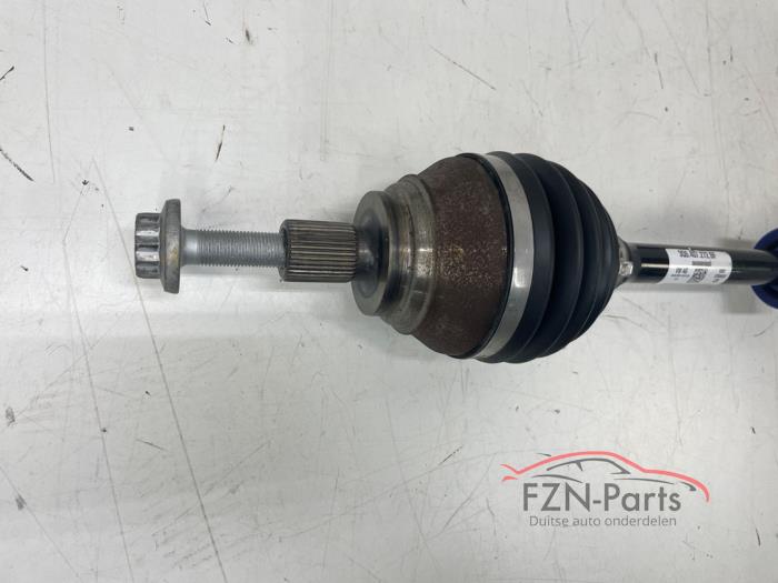VW Passat B8 Aandrijfas Rechts-voor