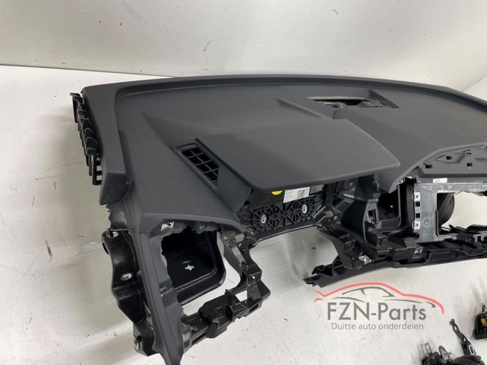 Audi Q4 E-tron 89B Dashboard los