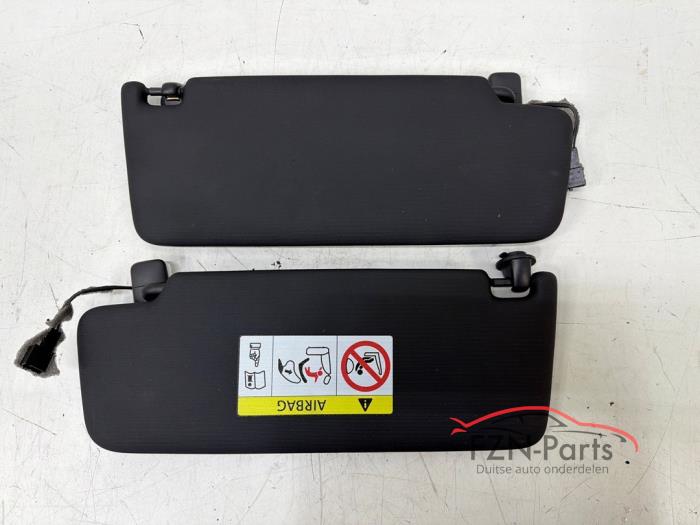 VW Golf 8 Zonnekleppen set Zwart