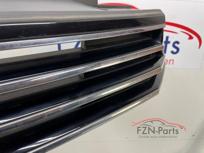 VW Passat B8 Grille Chrome/ zwart