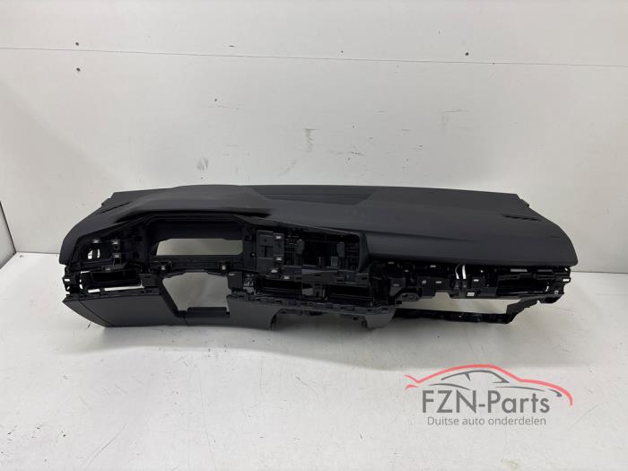 VW Volkswagen Golf 8 8.5 Facelift Dashboard