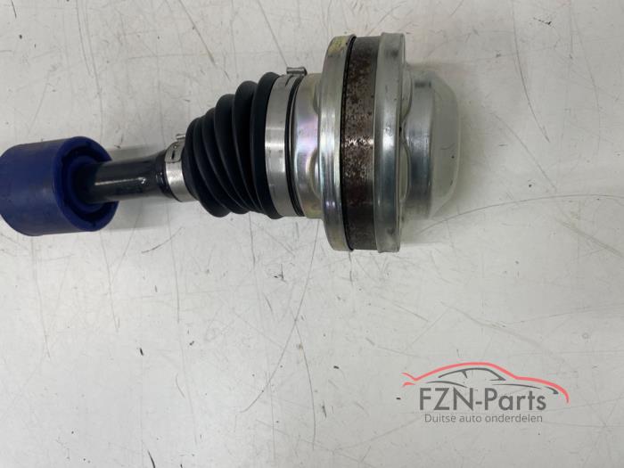 VW Passat B8 Aandrijfas Rechts-voor