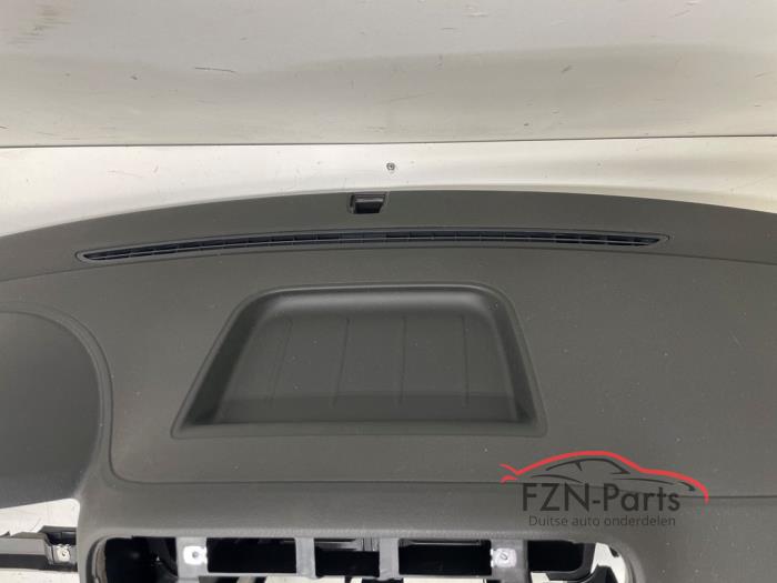 VW Tiguan 5N0 Dashboard los