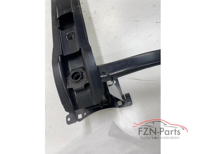 VW Passat B8 1.4 GTE Bumperbalk voorzijde