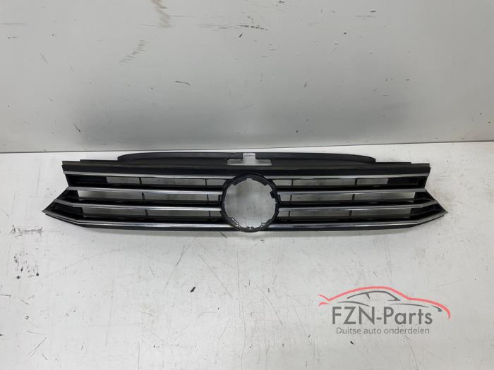 VW Passat B8 Grille Chrome