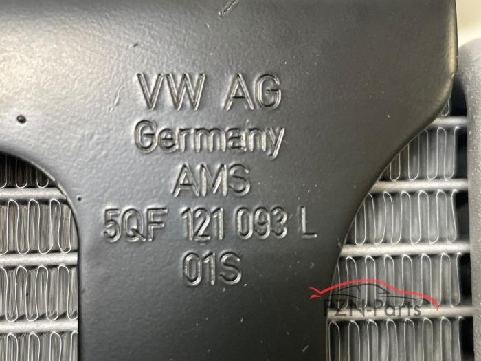 VW Tiguan 5NA R 2.0 Extra Radiateur+houder Rechts