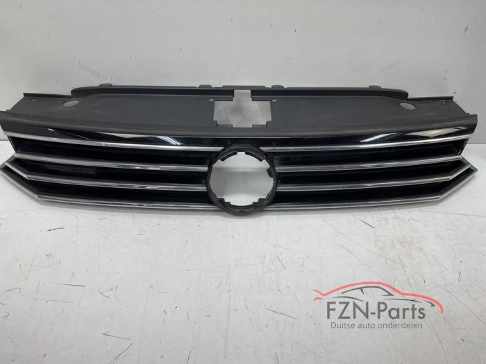 VW Passat B8 Grille Chrome/ zwart
