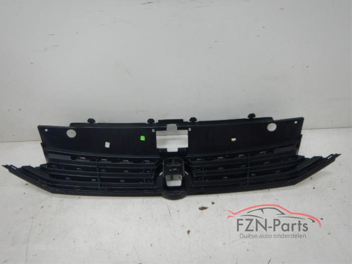 VW Passat B8 Grille Chrome