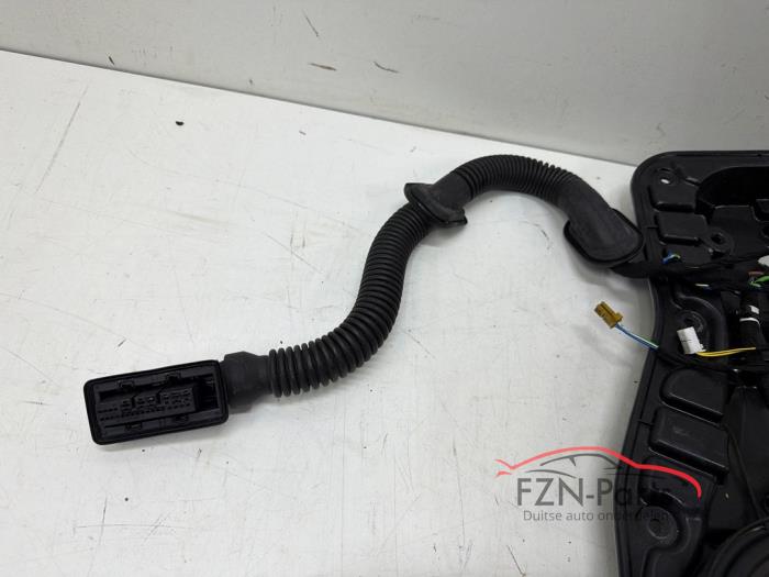 Mercedes-Benz W177 A-Klasse Ruitmechaniek met Speaker