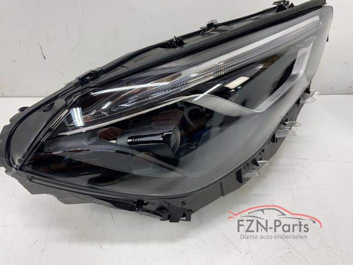 MB GLA-Klasse Facelift Koplamp Multibeam LED Rechts