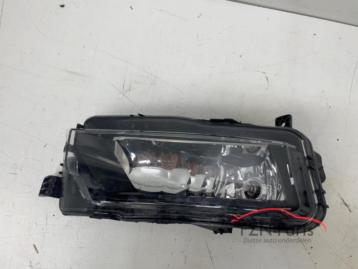 VW Caddy 2K5 Mistlamp Links