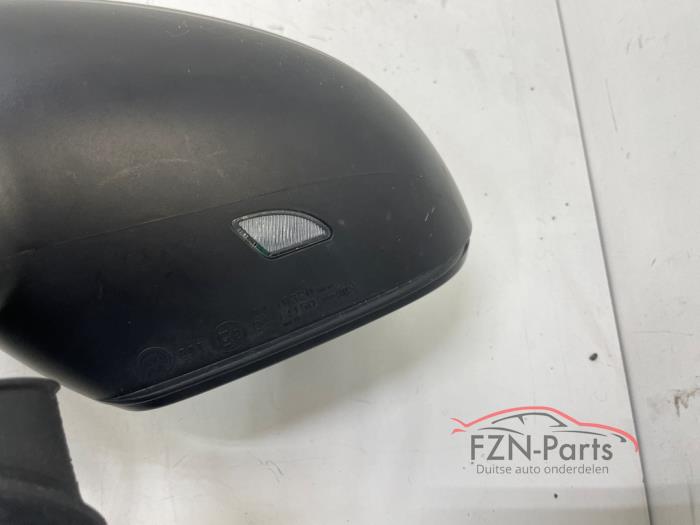 VW Passat B8 Spiegel Links Side