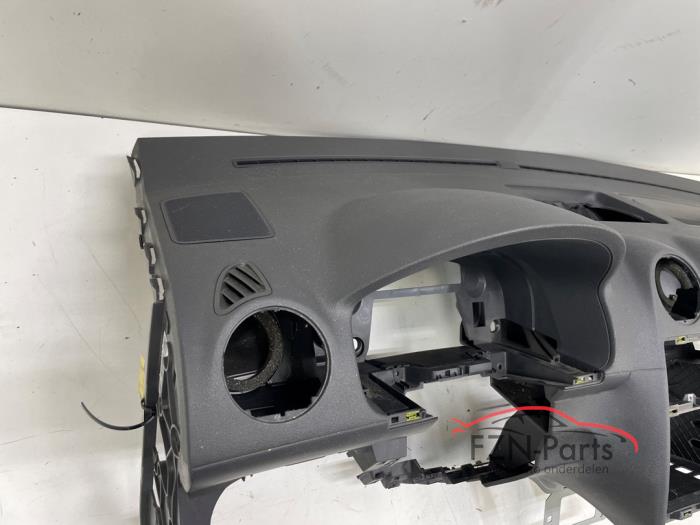 VW Caddy 2K Dashboard los