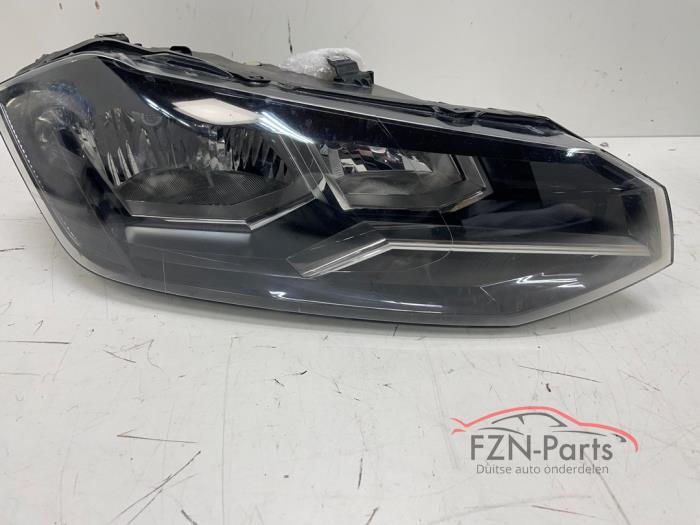 VW Polo 2G Koplamp Halogeen H7 Rechts gebruikt