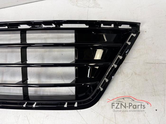 VW Golf 7 R voorbumper Inleg Hoogglanszwart ACC