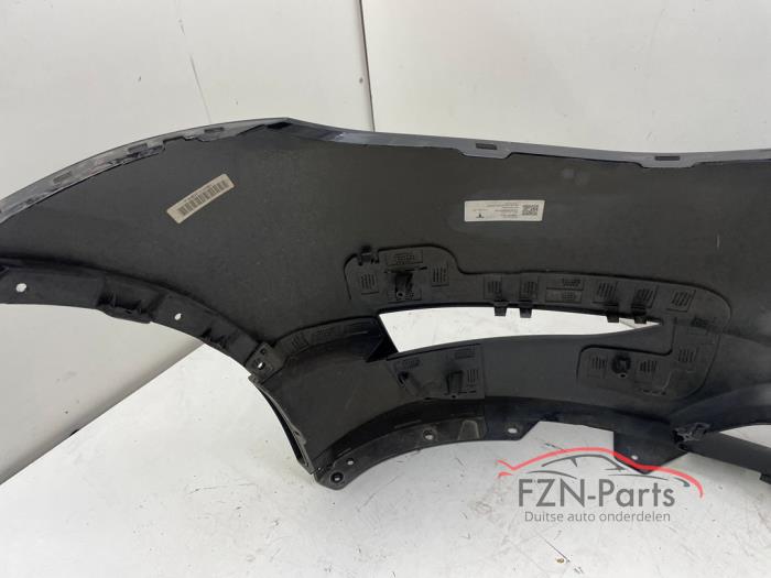 Tesla Model Y Voorbumper Solid black