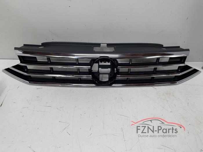 VW Passat B8 Facelift Grille Chrome