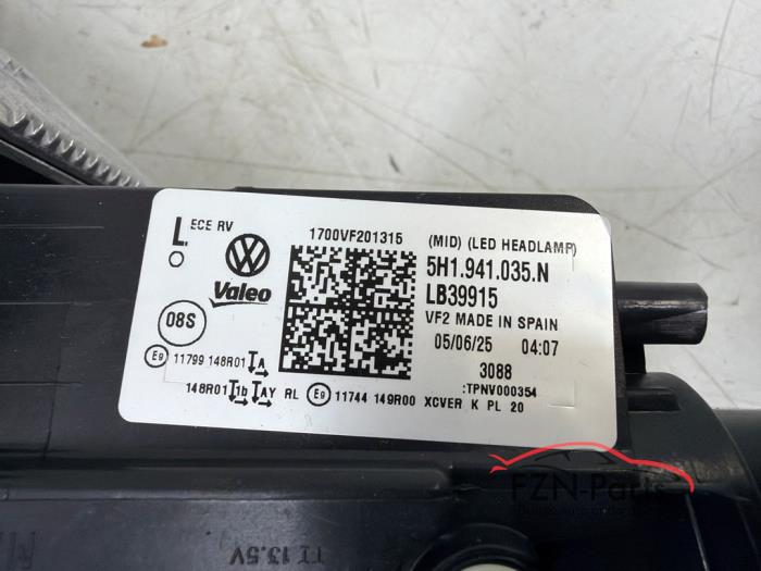 VW Golf 8 Facelift Koplamp Volled links