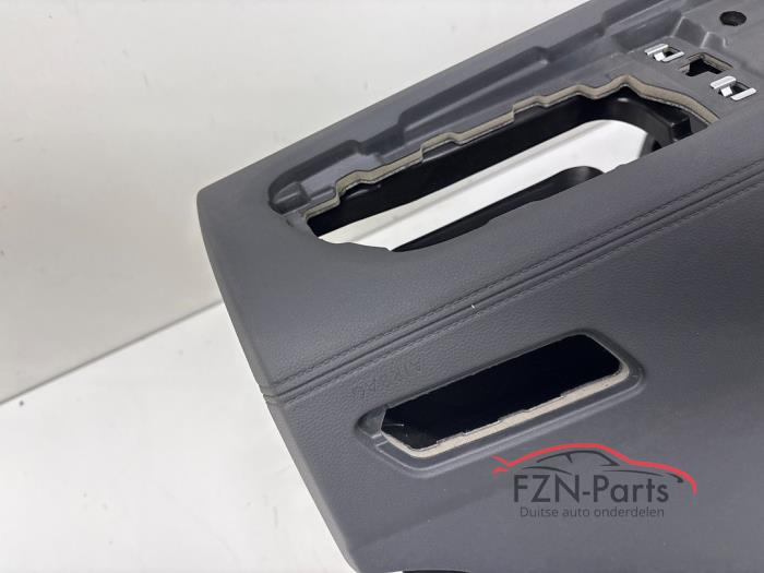VW T-Roc Facelift Dashboard