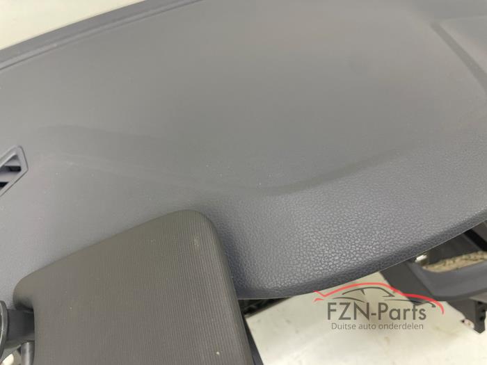 VW Polo 2G Zwacht Dashboard Aqua Graphite Beats