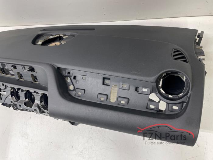 Mercedes-Benz B-Klasse W247 Dashboard los