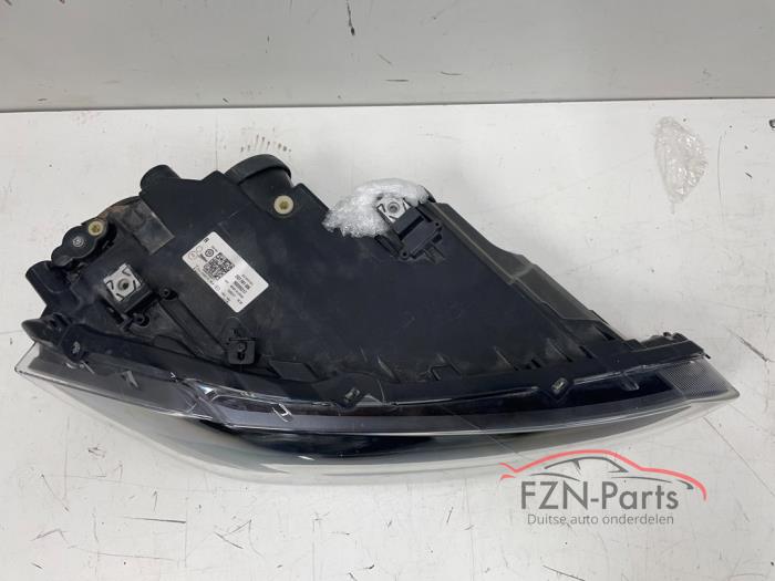 VW Polo 2G Koplamp Halogeen H7 Rechts gebruikt