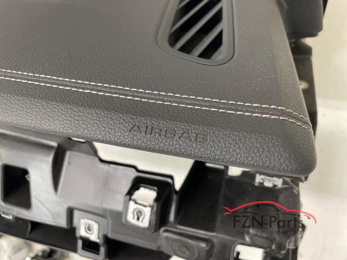 Audi Q8 4M Airbagset+ Dashboard Leer HUD