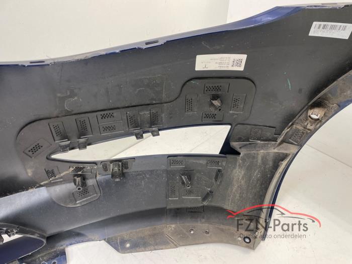 Tesla Model 3 Voorbumper 6PDC Deep Blue Metallic