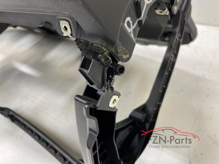 VW Polo 2G Facelift Dashboard los zacht