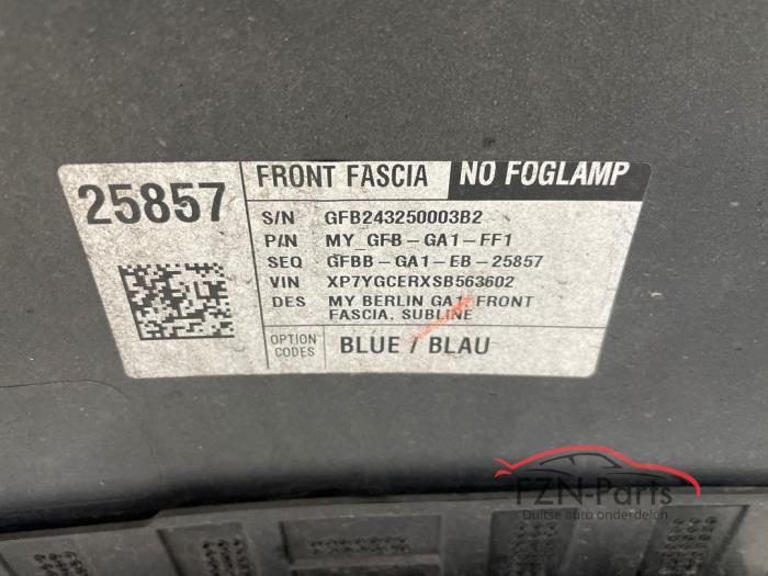 Tesla Model Y Voorbumper Deep Blue Metallic
