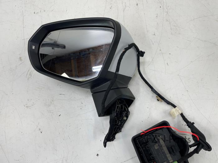 Audi Q2 81A Zij buiten spiegel Links wit