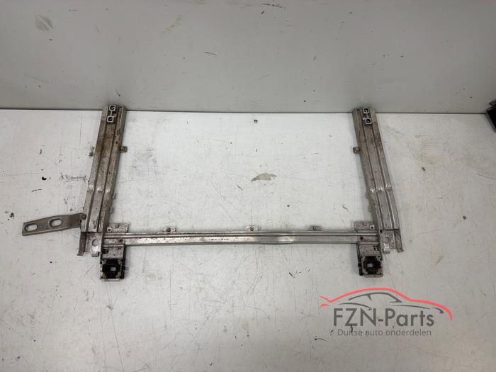 BMW X1 F48 Radiateur steun balk front