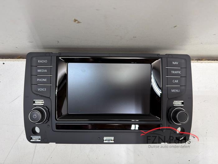 VW Golf 7 navigatie display navi scherm
