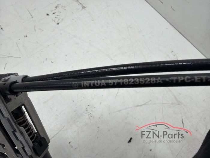 VW Tiguan 571 Motorkapslot kabel