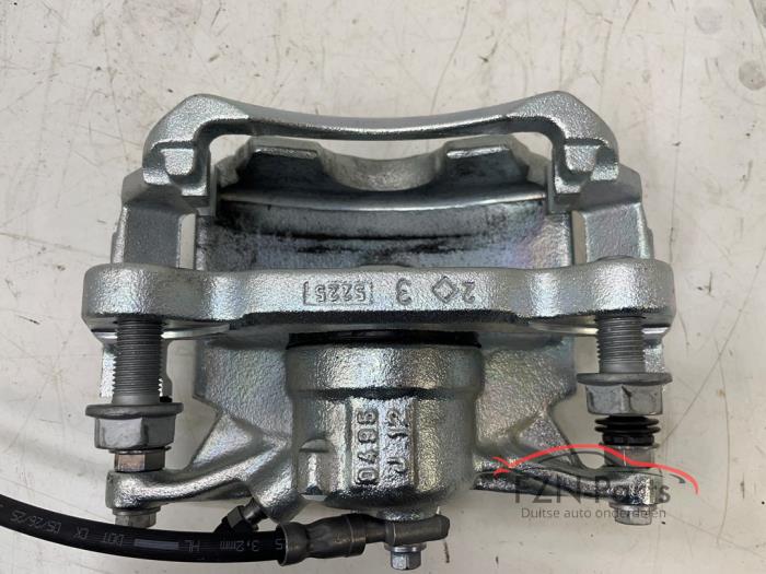 VW Golf 8 Remklauw rechts voor