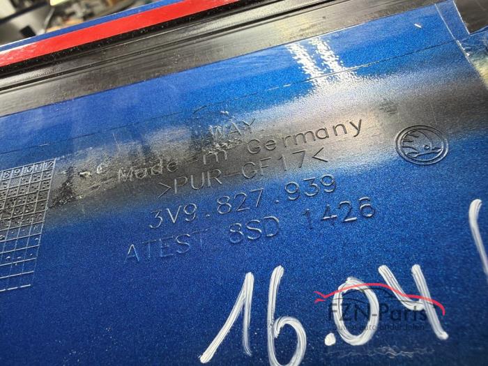 Skoda superb 3V9 Achterklep spoiler blauw