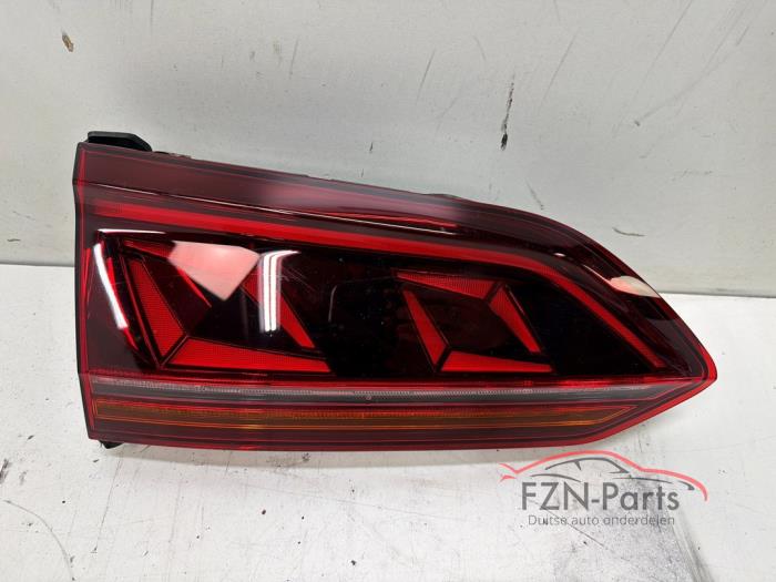 VW Touareg 760 Achterlicht Achterklep binnenzijde links