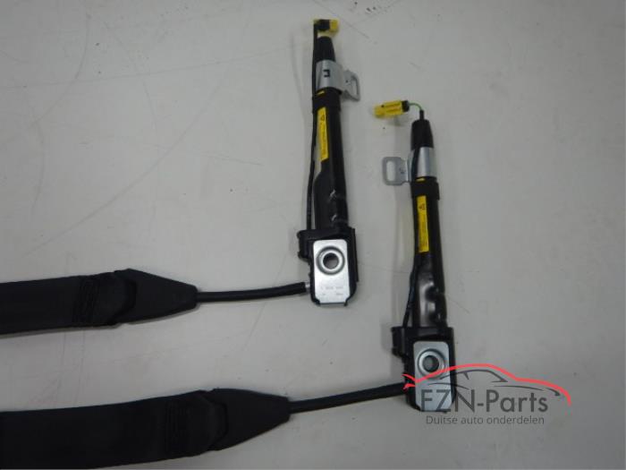 VW Golf 8 Gordelset voorzijde met stoelpatroon links rechts