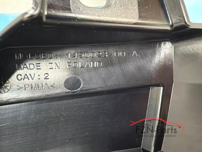 Tesla Model 3 Mistlamp Inleg Rechts