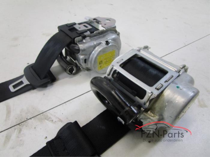 VW T-Roc 2GA Gordel set links rechts voorzijde